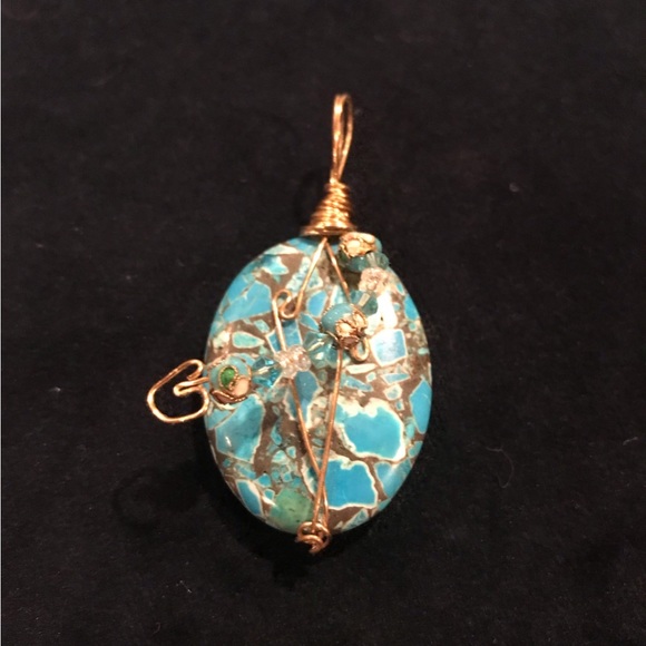 Artisan Made, One-of-a-Kind Stone Pendant w/ Gold Tone & Decorative Beadwork - Picture 4 of 4